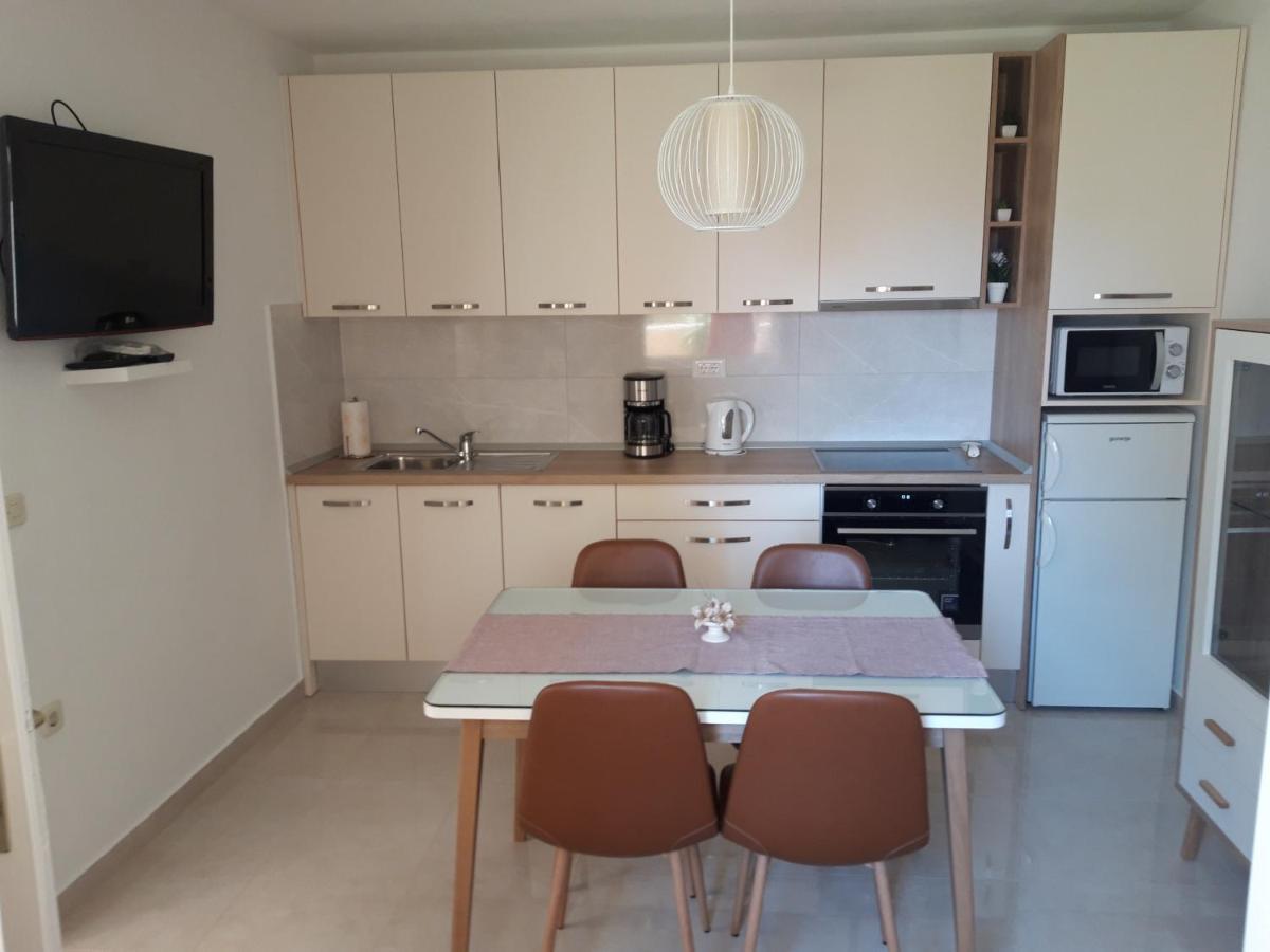 Apartments Smiljana Mucic Makarska Zewnętrze zdjęcie