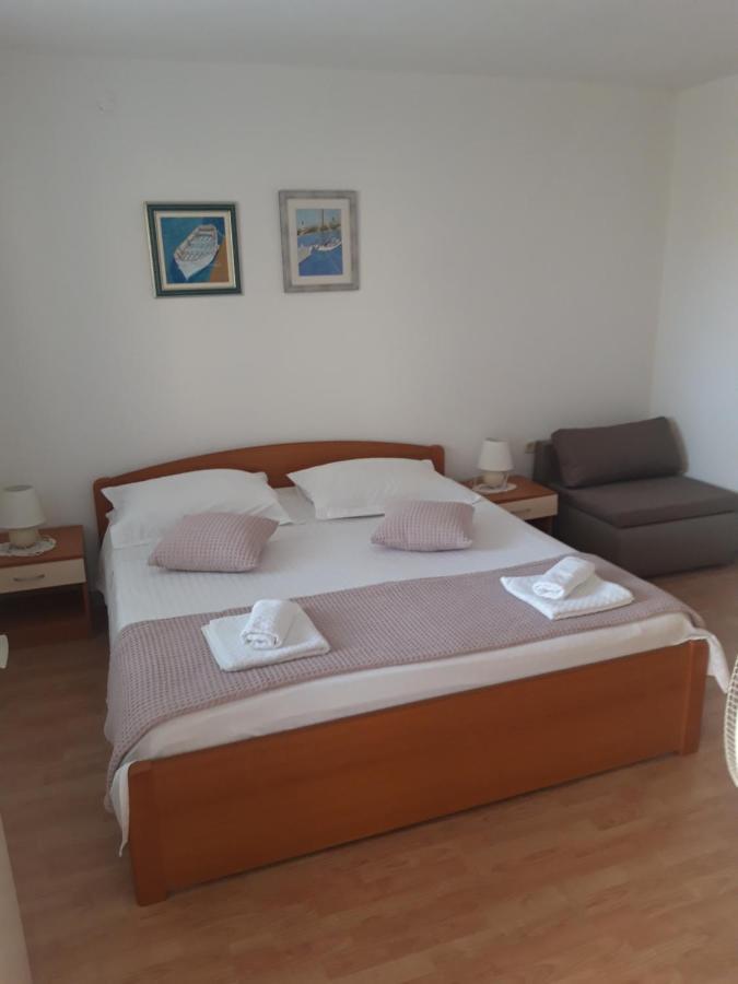Apartments Smiljana Mucic Makarska Zewnętrze zdjęcie