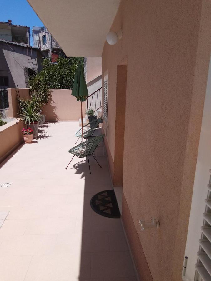 Apartments Smiljana Mucic Makarska Zewnętrze zdjęcie
