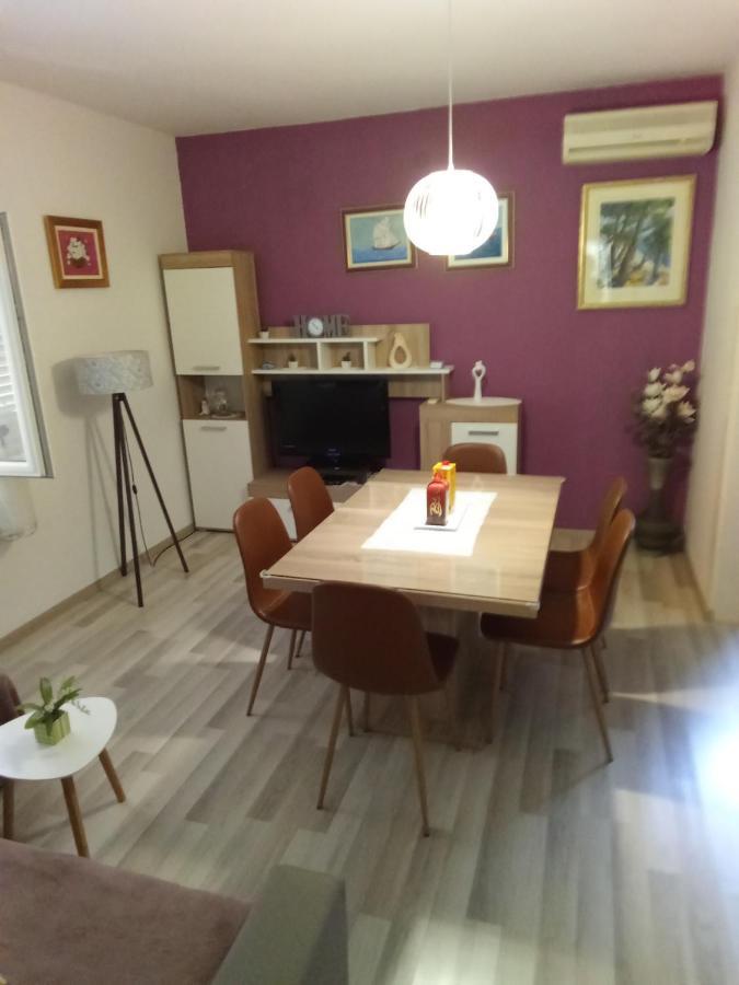 Apartments Smiljana Mucic Makarska Zewnętrze zdjęcie