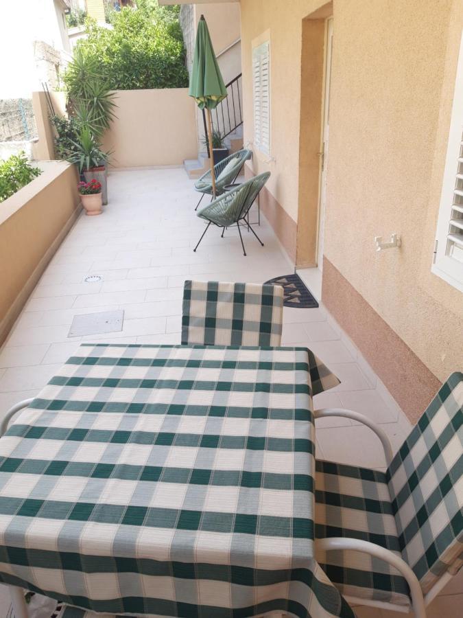 Apartments Smiljana Mucic Makarska Zewnętrze zdjęcie