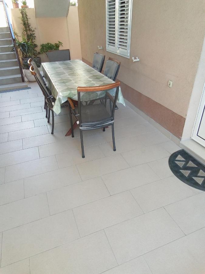 Apartments Smiljana Mucic Makarska Zewnętrze zdjęcie