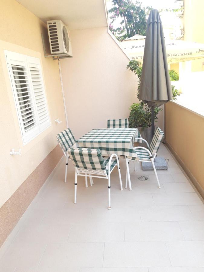 Apartments Smiljana Mucic Makarska Zewnętrze zdjęcie